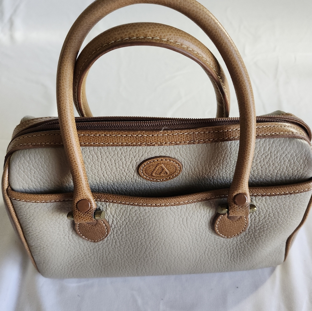 Chic Tan and Cream Satchel Bag